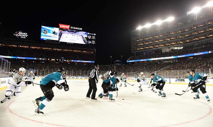 Stadium-Series-Levis-Beck-action.2.jpg